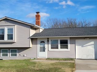 6699 Deer Ct, Bedford, OH