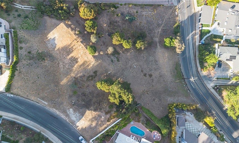 1st image of 16652 Calneva Dr #29
