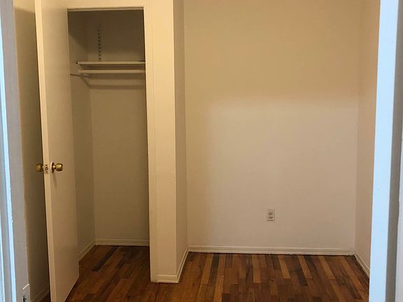 5th image of 18-35 Clintonville St #2