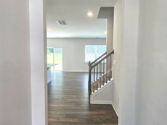 4th image of 3729 Stanley Creek Dr