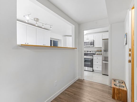 4th image of 1737 E Sunrise Park Dr #1