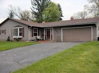 1804 Hillsdale Rd, South Bend, IN