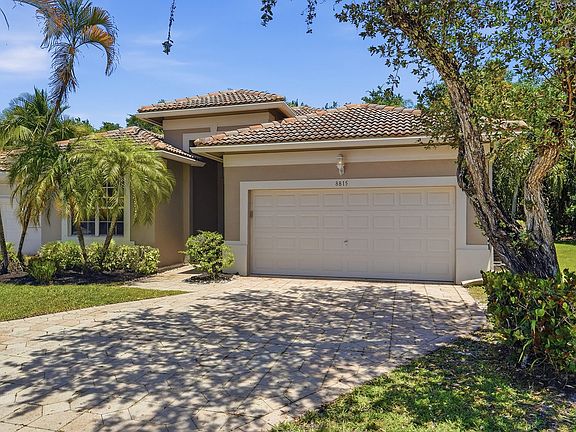 3rd image of 8815 Gibson Cay