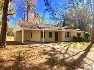 210 Hollow Ridge Dr, Athens, GA 30607