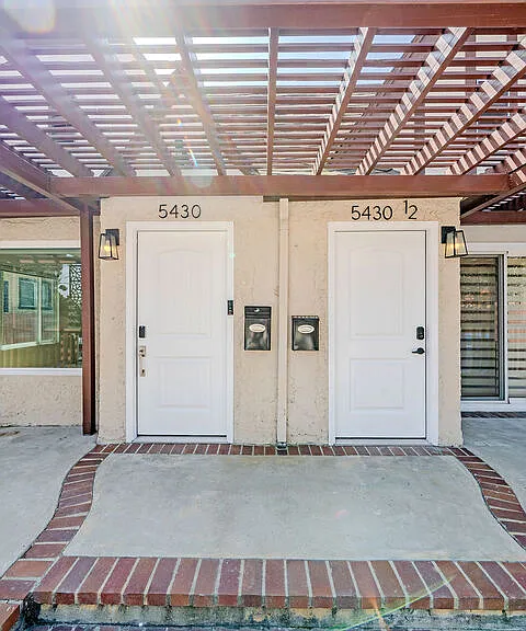 5430 Monroe St — Photo 24