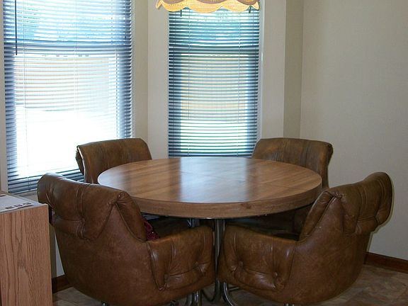 5th image of 2031 Ashton St