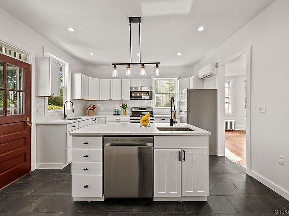 4th image of 7 Clinton Place