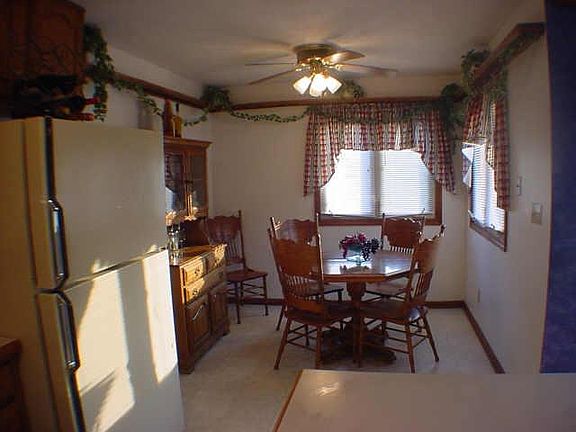 4th image of 6915 N Studebaker Ln