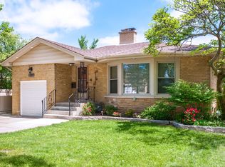 1217 S Prospect Ave, Park Ridge, IL 60068