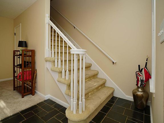 4th image of 1701 Ventura Pl