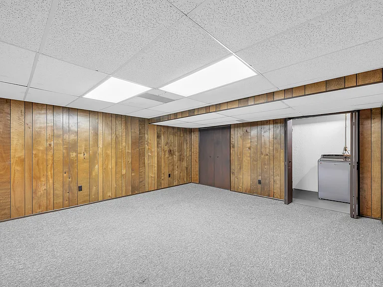 1592 Brentwood Dr — Photo 39