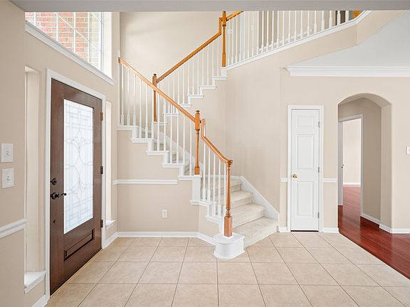 3rd image of 19006 Cypress Estates Dr