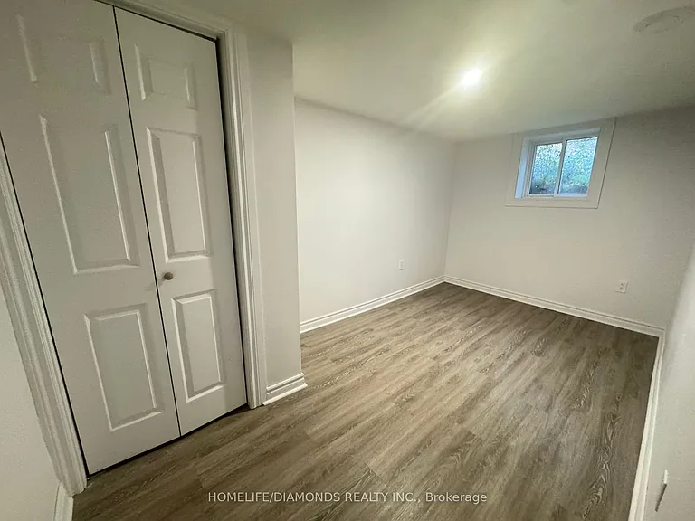 5 Calcott Ct #UPPER — Photo 14