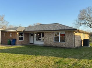 1406 Fair Dr, Angleton, TX 77515