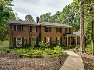 6839 Rock Island Rd, Charlotte, NC 28278
