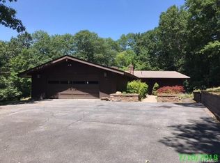 201 Hufcut Rd, Middletown, NY 10941