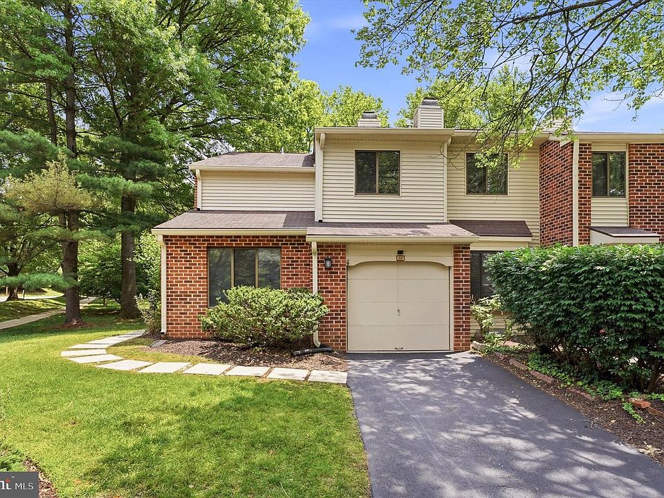 1st image of 101 Elgin Ct #363