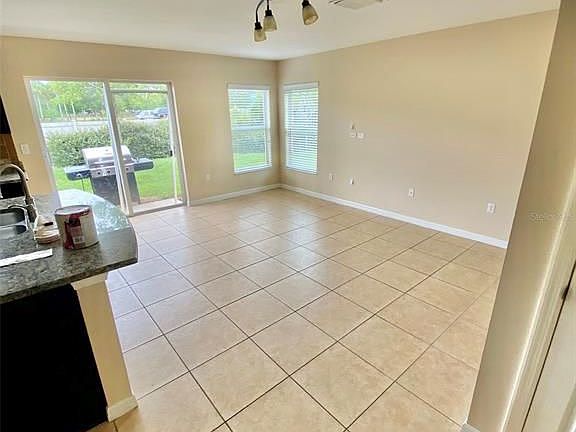 4th image of 2804 Birchcreek Dr