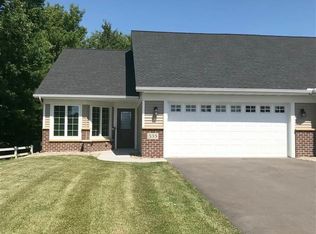 535 Haralson Dr, Belle Plaine, MN 56011