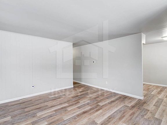 5th image of 3501 E Morris St