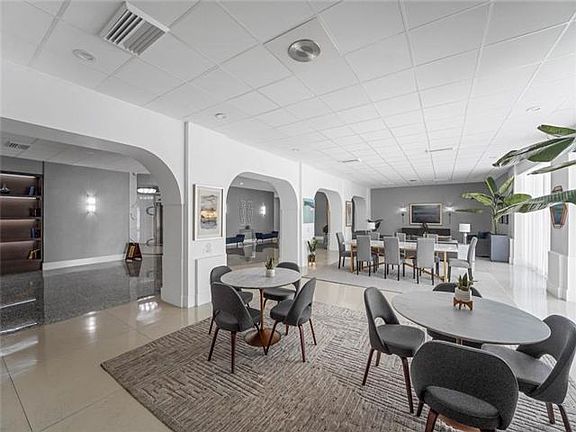 5th image of 3140 S Ocean Dr #24A