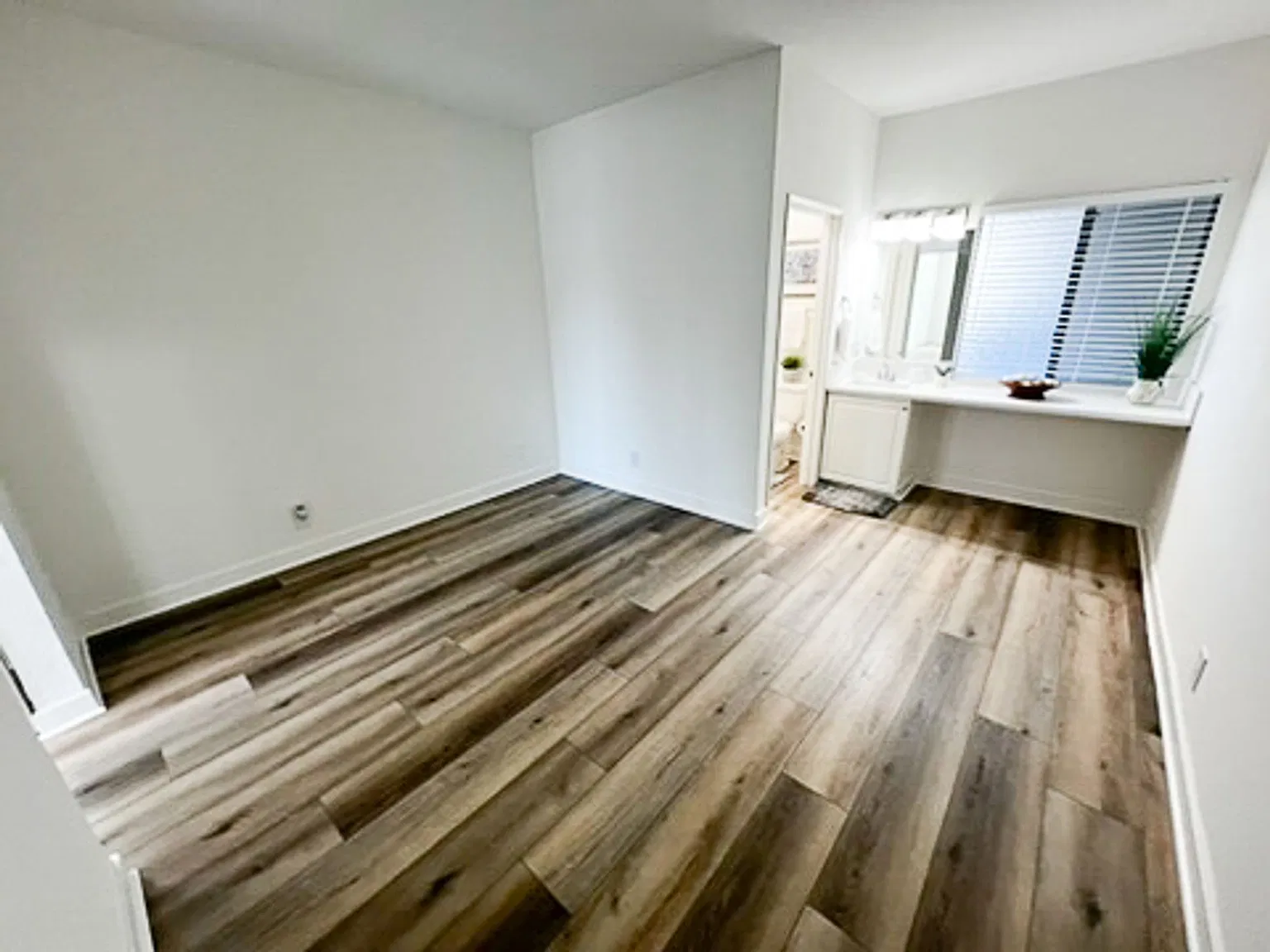 Park Place Apartments — Photo 4