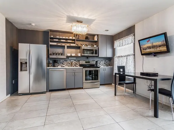 1 Memory Ln, Branson, MO