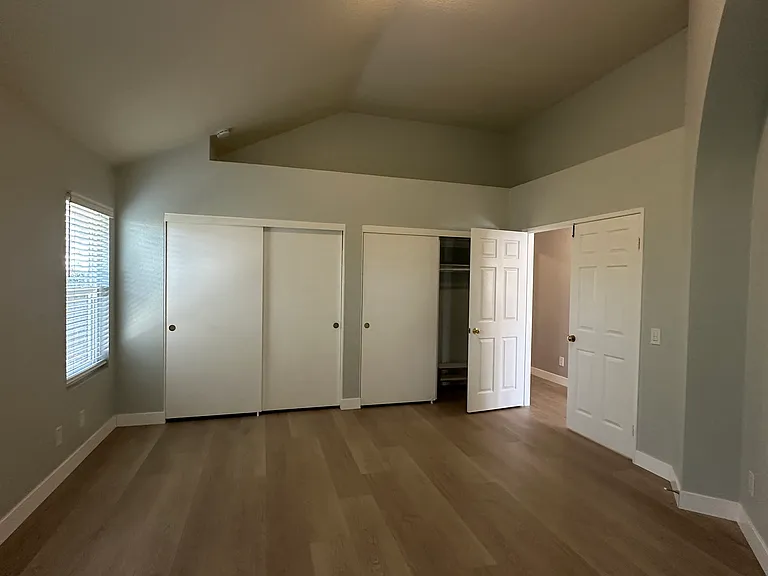 1314 Robert Ct — Photo 21