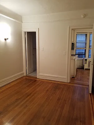 Rented by B Gans Management | media 10