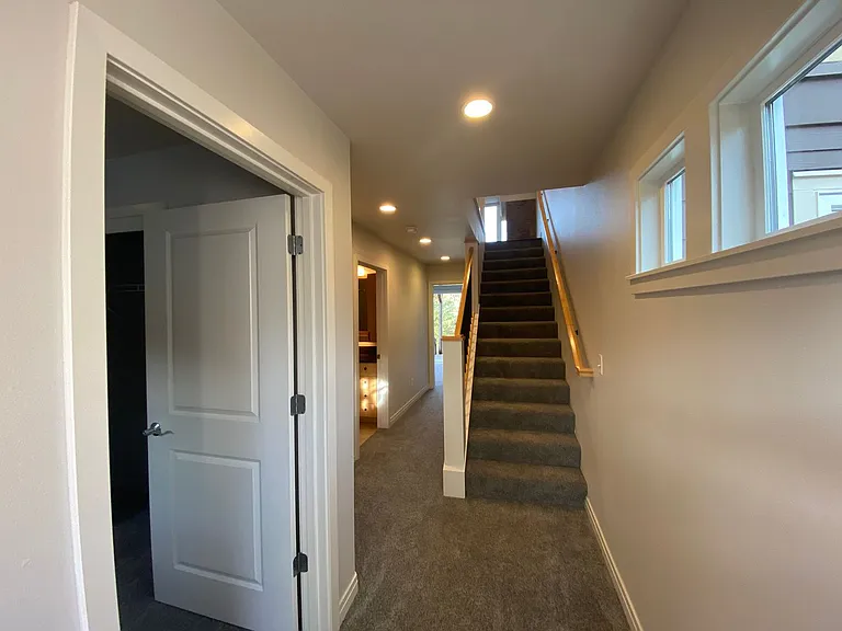 Villas at Woodinville — Photo 6