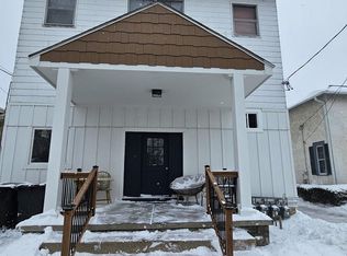 132 E Main St, Eagle, WI 53119