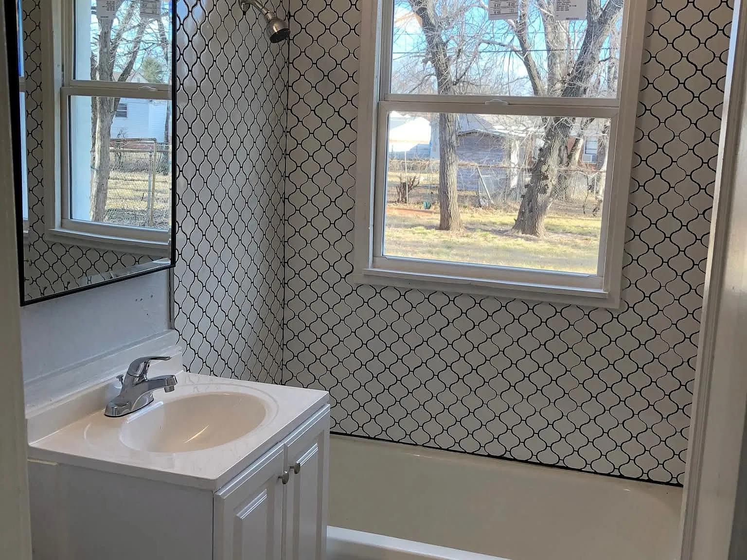3 bed, 925 sqft, $1,600 — Photo 3