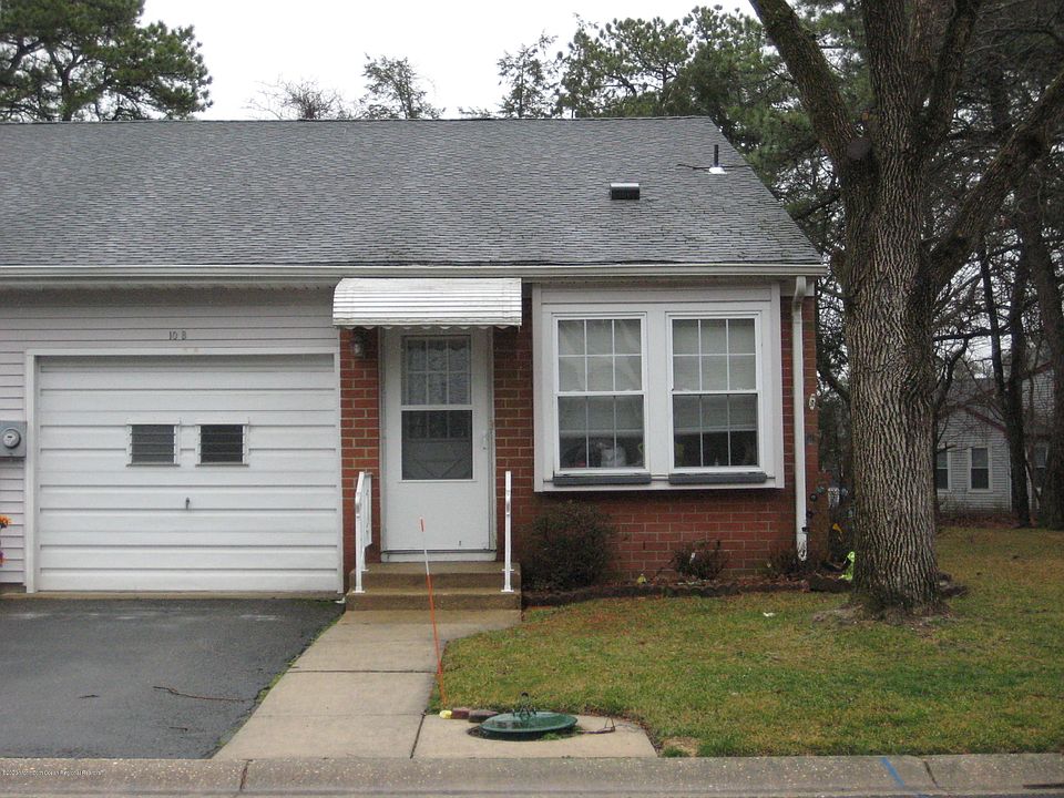 1st image of 10 Portsmouth Street #B