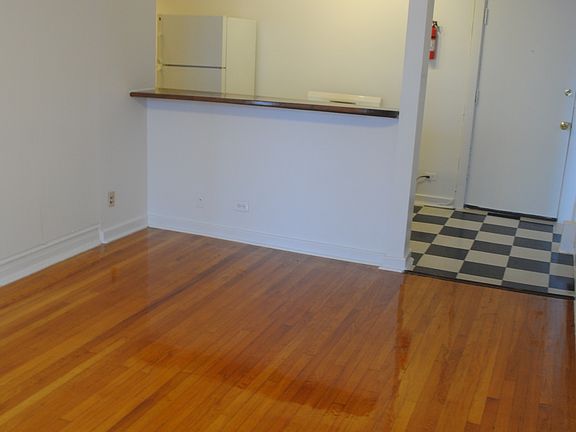 2nd image of 1610 N Mason Ave APT 306