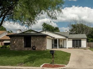 6716 Sunnybank Dr, Fort Worth, TX 76137