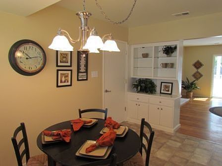 5th image of 107 Coralie Way