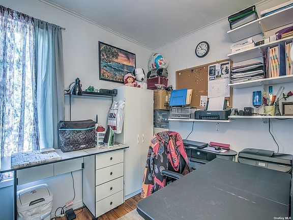 4th image of 44 Washington Ave