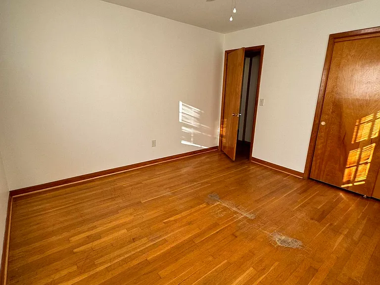 4220 Oakridge Dr — Photo 12