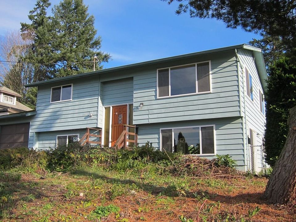 Split Level HUD Home