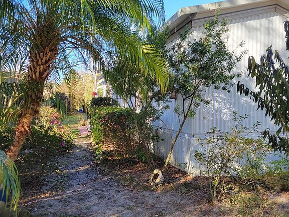 4th image of 3441 S Pine Ave #18