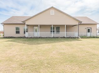 518 W 4th Ave, North Pole, AK 99705