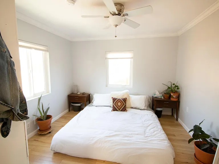 3852 La Salle Ave — Photo 9