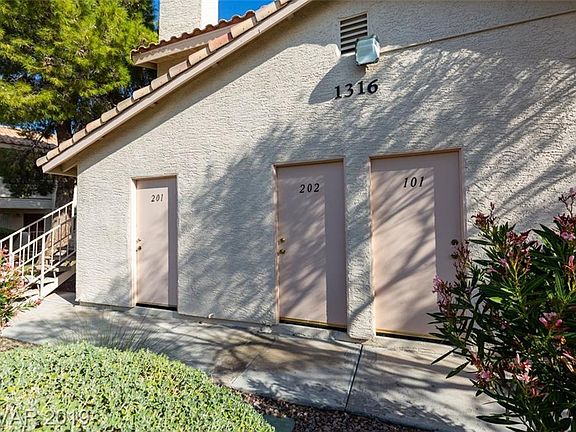 4th image of 1316 Pinto Rock Ln Unit 101