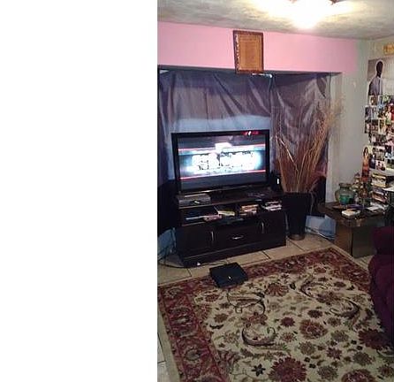 3rd image of 4461 Ohio Ave