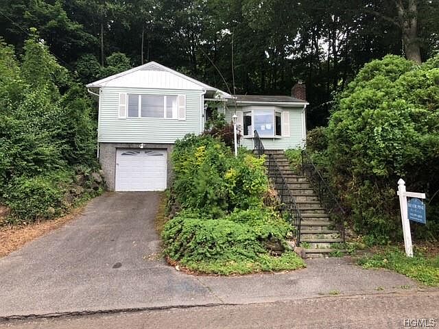 1st image of 790 Warren Ave