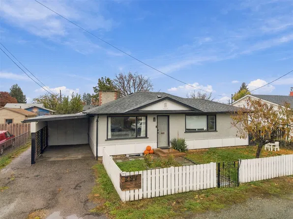 257 Birch Ave, Kamloops, BC V2B 1J6