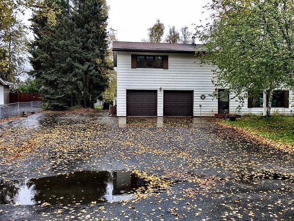3rd image of 1942 Hilling Ave