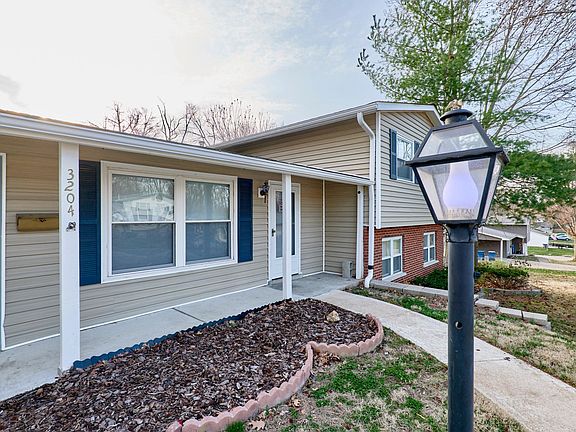3rd image of 3204 Bristol Hall Dr