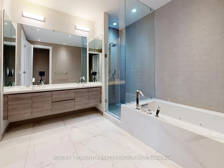 295 Adelaide St W #Penthouse 01 — Photo 15