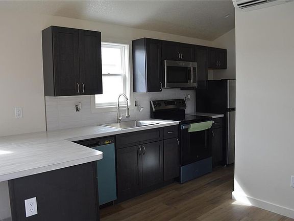 5th image of 575 2ND STREET